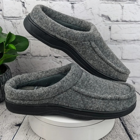 NEW Slippers gray faux wool, memory foam, washable, indoor outdoor, house shoes - Picture 4 of 9